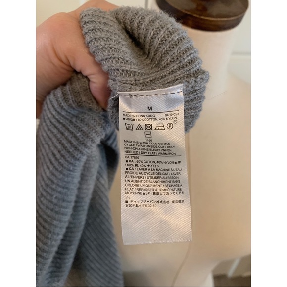 Banana Republic Knit Tunic Sweater - Picture 10 of 10